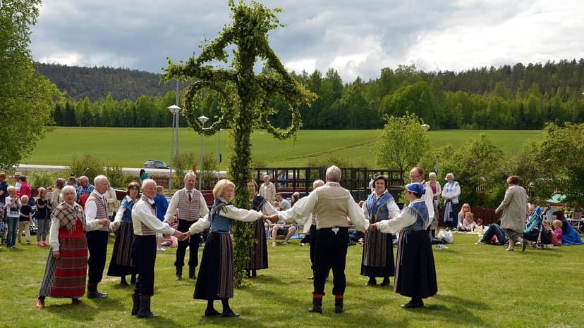 Glad Midsommar